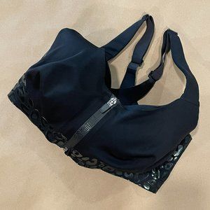 EUC Victoria's Secret Sports Bra size 32DDD
